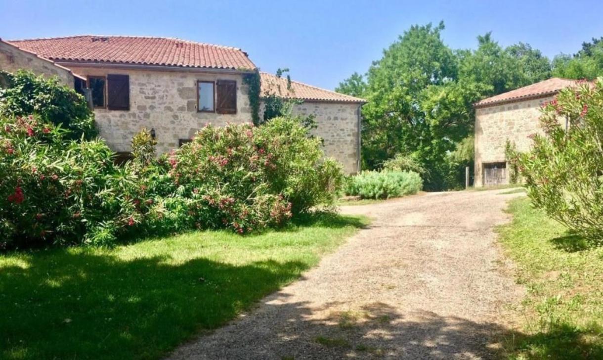 Chez Sophie -Chambres D'Hotes, Gite Et Gite Equestre Clermont-Dessous Eksteriør bilde